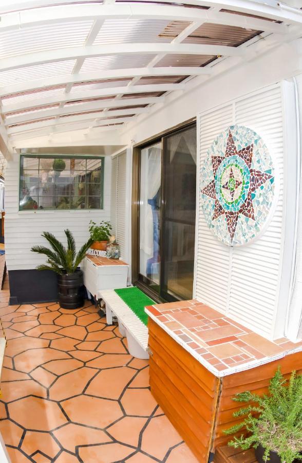 Splash Guest House Katsuura  Exterior photo